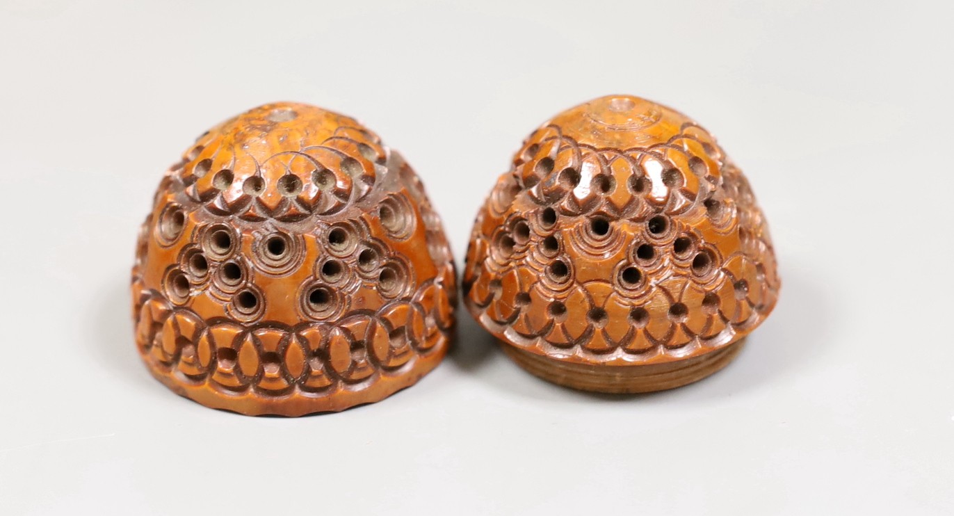 Two 19th century Chinese polychrome wood figures, 14.5cm tall, and other miscellaneous items